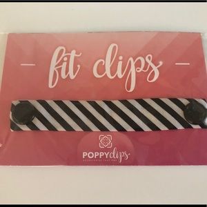 Fit Clip by Poppy Clip (in original package)
